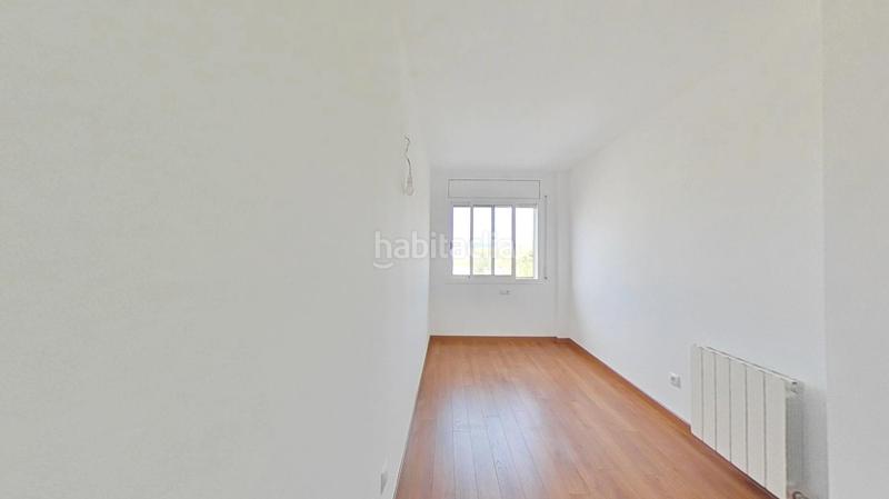Foto 994f71d0-f040-42fe-ba6b-6f7dbd9b6745. Piso en Xúquer Terrassa