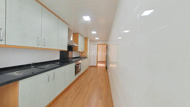 Foto df8f12a4-1524-45b5-beb7-a0a3a76b6934. Piso en Xúquer Terrassa