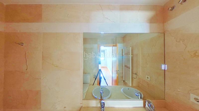 Foto 4cb35dd6-b1ac-4d48-bf38-cd69e081c41a. Appartamento con riscaldamento parcheggio piscina in Córdoba