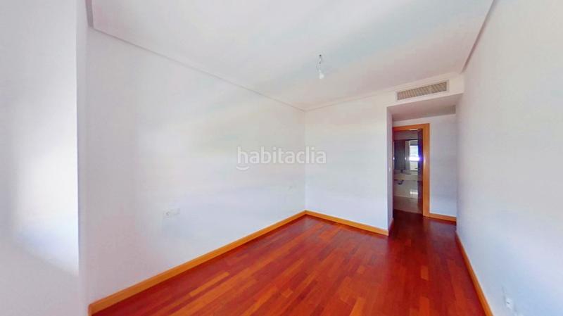 Foto d3c80272-6ce6-4607-9fe7-0c600db935f1. Appartamento con riscaldamento parcheggio piscina in Córdoba