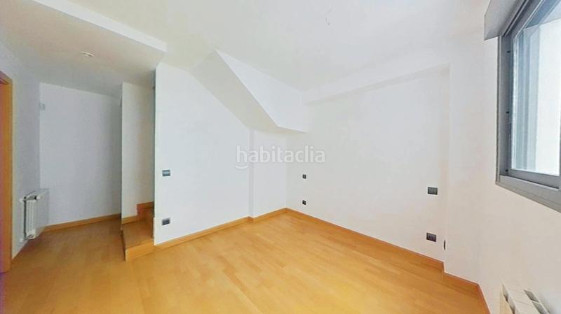 Foto d798d8bf-da81-4667-b287-0ac09d9b2ab0. Dúplex en Canillas Madrid