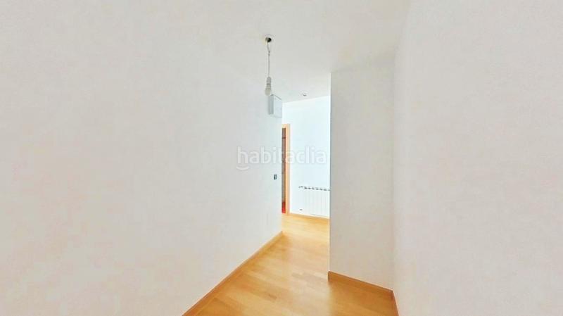 Foto 993309c5-8def-4525-90eb-131ddf6e954a. Duplex with heating parking pool in Canillas Madrid