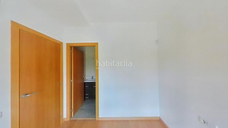 Foto 01cb0652-6ba2-4cab-af18-1db594bc5584. Apartament amb calefacció a La Cogullada Terrassa