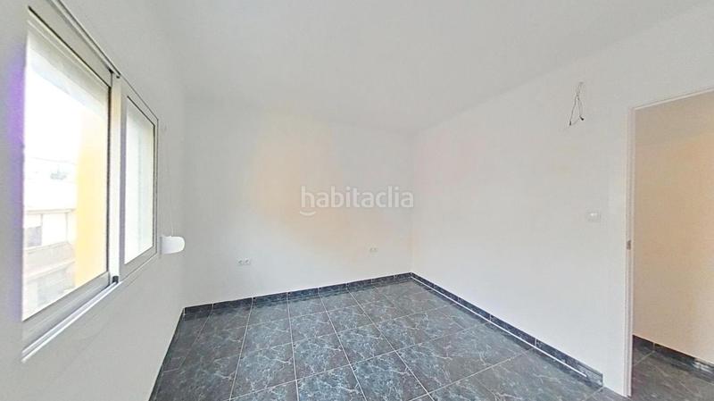 Foto 0db76ce3-6dc4-4403-993b-db9f177f1cb1. Appartamento in Fondo Santa Coloma de Gramenet