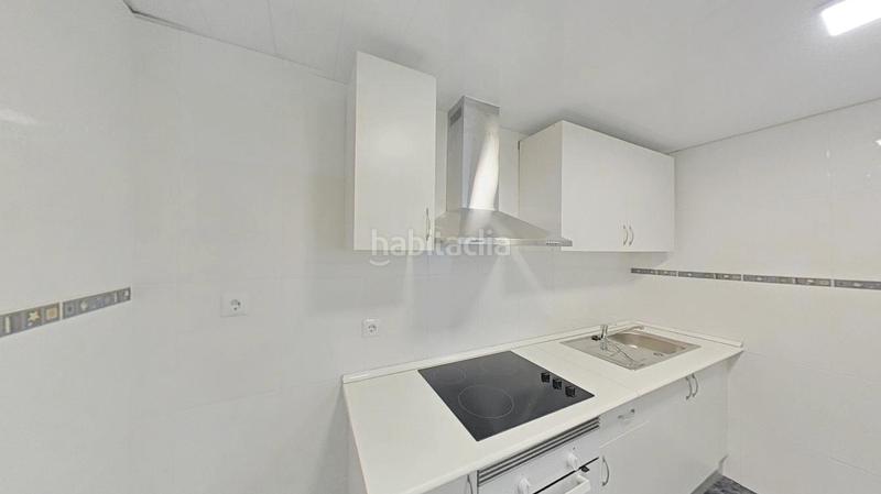 Foto cea293a4-684b-4230-8212-8b2c002be568. Appartamento in Fondo Santa Coloma de Gramenet