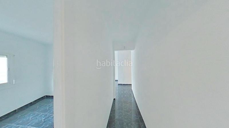 Foto ee3b9c2c-fe3a-4643-90cc-9fd62bf58fff. Appartamento in Fondo Santa Coloma de Gramenet