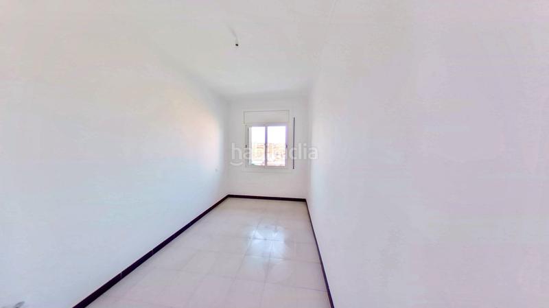 Foto 1f0a8735-bc54-46c5-9a53-68fa0efdbfe8. Piso en Can Palet Terrassa