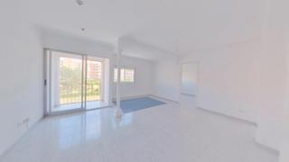 Flat in Sant Pere i Sant Pau