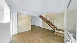 Semi detached house in Serraparera
