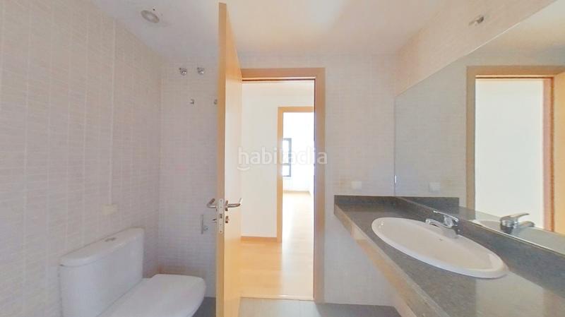 Foto 36d8ce6f-9eb3-46f3-8c5b-7e15680498e1. Flat with heating in Eixample Sud-Migdia Girona