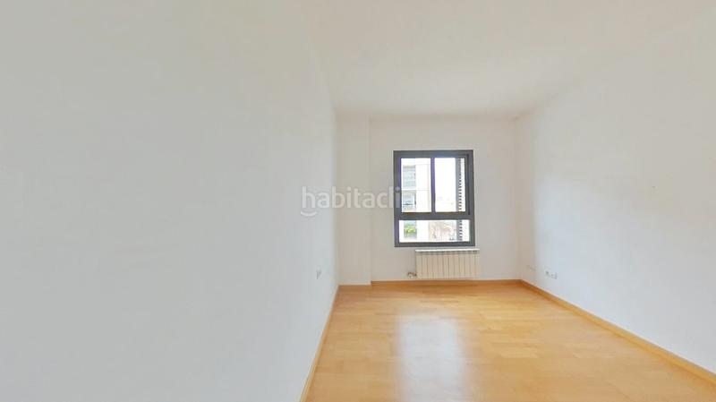 Foto b83689f8-fc5a-4771-a5cd-cc4a6c3f025c. Flat with heating in Eixample Sud-Migdia Girona