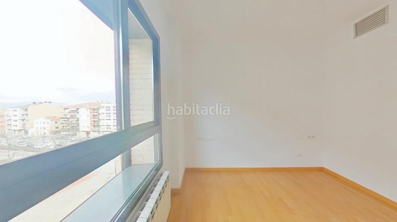 Foto 0669239c-7ebd-4839-bfd0-0b1e84353ac0. Pis amb calefacció a Eixample Sud-Migdia Girona
