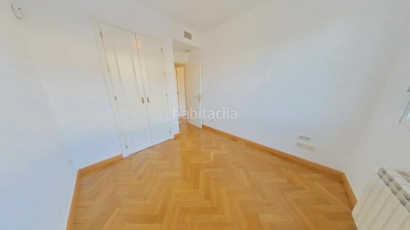 Foto 805cc408-1a91-479a-b52e-b87e4f366c5f. Appartamento con riscaldamento parcheggio piscina in San Sebastián de los Reyes