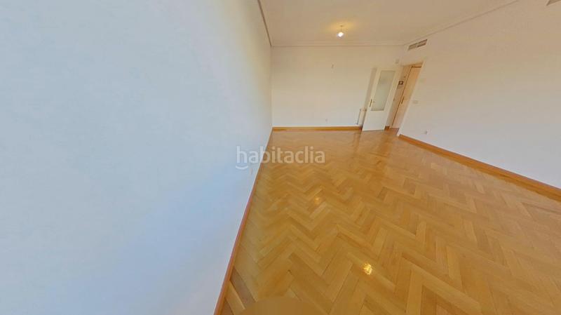 Foto c5fdd521-0dcc-4d59-a64b-d679b0206578. Appartamento con riscaldamento parcheggio piscina in San Sebastián de los Reyes