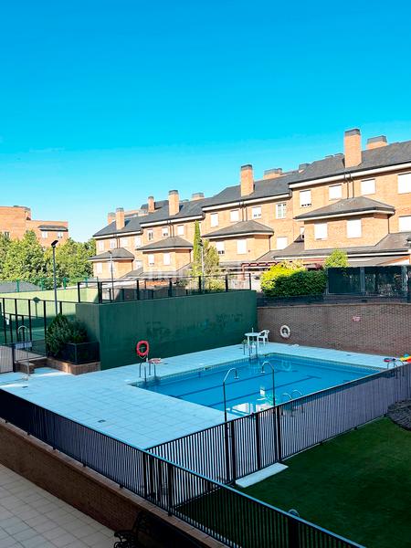 Foto fa6ace2b-d396-490a-8c97-a1e3d641a93c. Appartamento con riscaldamento parcheggio piscina in San Sebastián de los Reyes