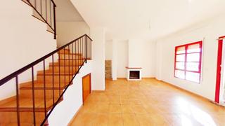 Zweistöckige Wohnung in La Ñora
