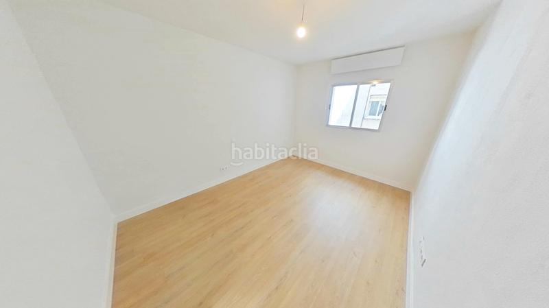 Foto 17f396e7-6276-478e-bad6-4a7c356c7263. Piso en Portazgo Madrid