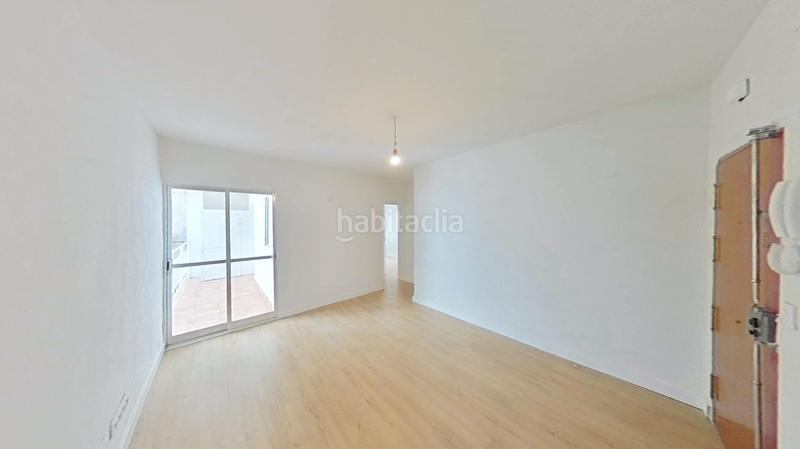 Foto 4afb2957-816b-4660-924d-1b1349c66e52. Piso en Portazgo Madrid