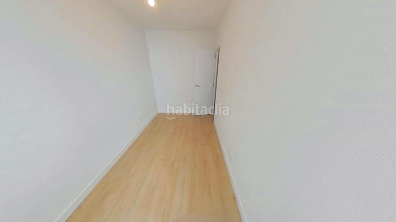 Foto 4b6a4ada-1a60-4caa-915d-abd3972912e8. Piso en Portazgo Madrid