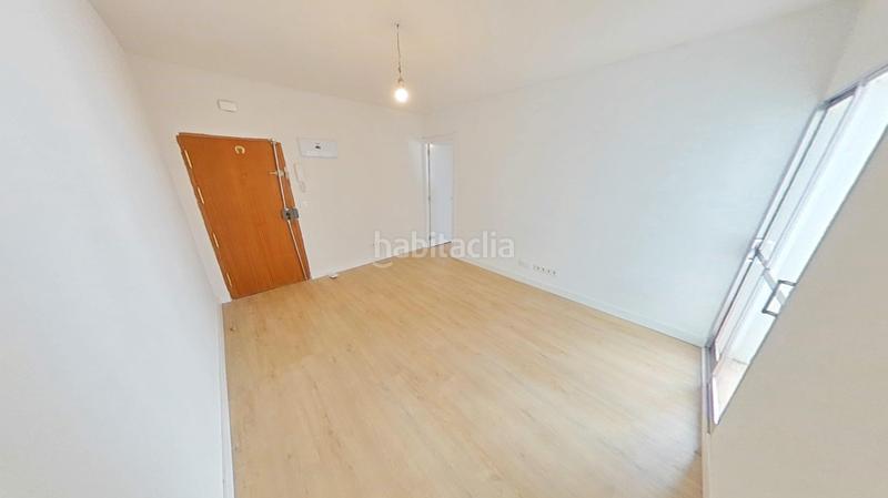 Foto b3efa183-7da8-4fce-b0a1-f2f8ec4fe0cf. Piso en Portazgo Madrid
