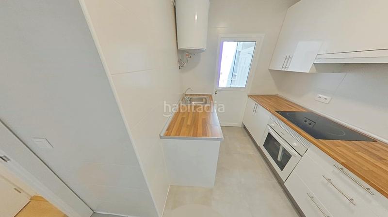 Foto bcd1dde3-bf43-4948-8bff-4bc6dd506895. Piso en Portazgo Madrid
