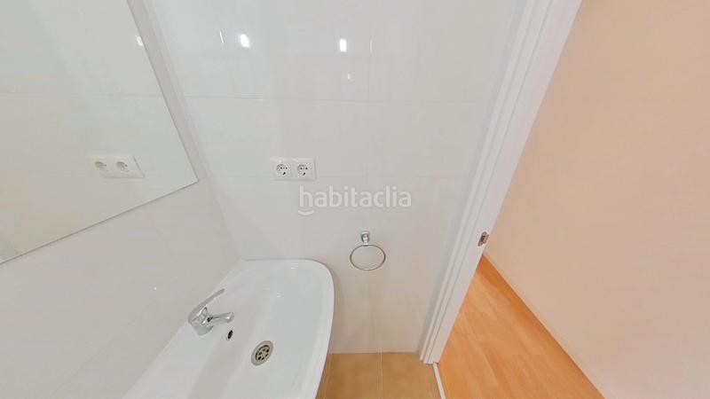 Foto 09fce1e6-5971-4df3-9b13-c16988b22276. Estudio en Valdeacederas Madrid