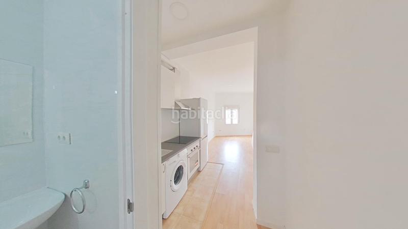 Foto 7ee67135-7ec2-4009-8e37-0b176a385bd1. Estudio en Valdeacederas Madrid