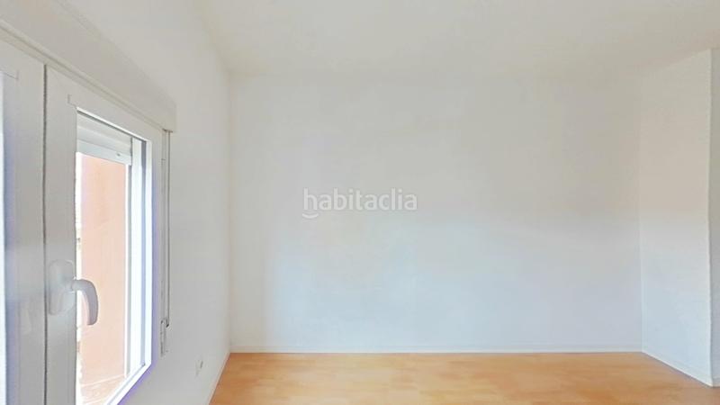 Foto aba7da1b-8cd4-411a-bf9a-ebcb2072ed5e. Estudio en Valdeacederas Madrid