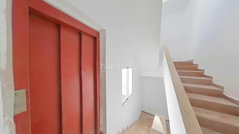 Foto b423bf92-d6dd-45ce-adf8-b9fe9d1bc371. Estudio en Valdeacederas Madrid