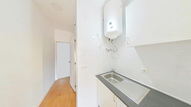 Foto f62fd54e-d475-4958-b937-6433b381890e. Estudio en Valdeacederas Madrid