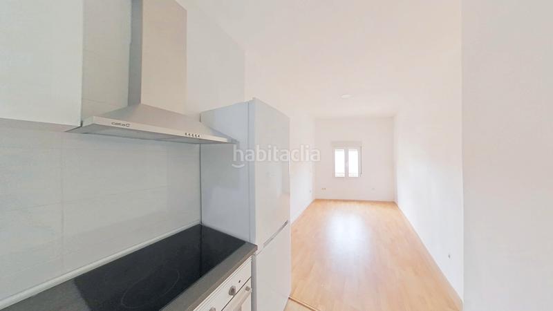 Foto d84bad21-c7ae-42e1-91a2-ca5d290f1947. Studio dans Valdeacederas Madrid