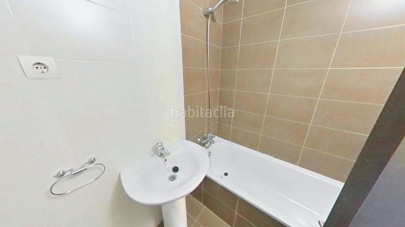 Foto 7c36b1a8-6d64-44c9-9ad4-a89d8b391d31. Flat with heating parking pool in San Fermín Madrid