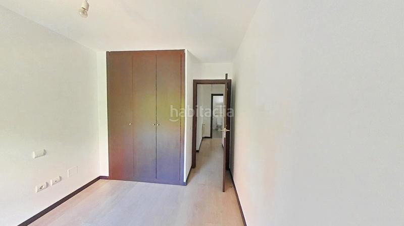 Foto 9e1307be-14be-472a-8a2d-de40eca26182. Flat with heating parking pool in San Fermín Madrid
