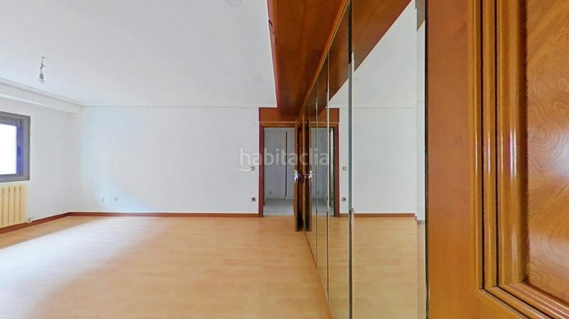Foto 1cce849d-a2d0-44cd-b900-a1cab80a5b11. Appartement avec parking dans San José Alto Zaragoza