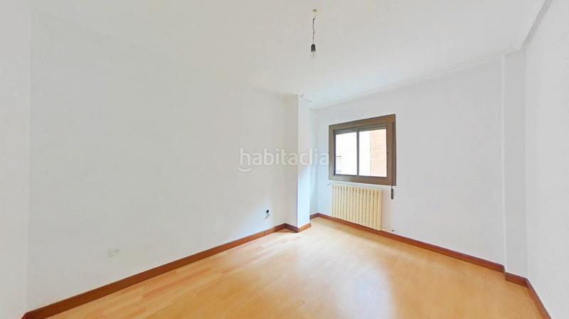 Foto bf14e581-985f-455d-96a0-0421b1dd5e5a. Flat with parking in San José Alto Zaragoza