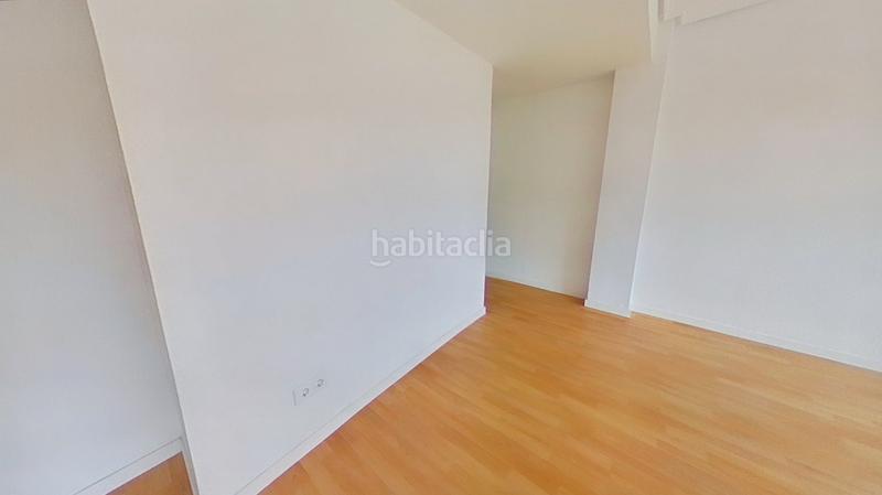 Foto 19b4938e-228d-4679-a0dc-a67212a7920f. Piso en Mont Olivet Valencia