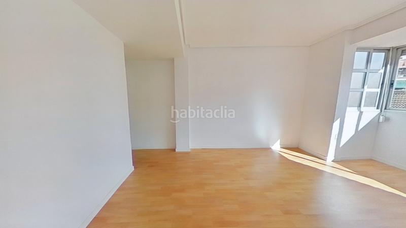 Foto 27ebdece-5557-4cb9-b759-2e11fcb57450. Piso en Mont Olivet Valencia