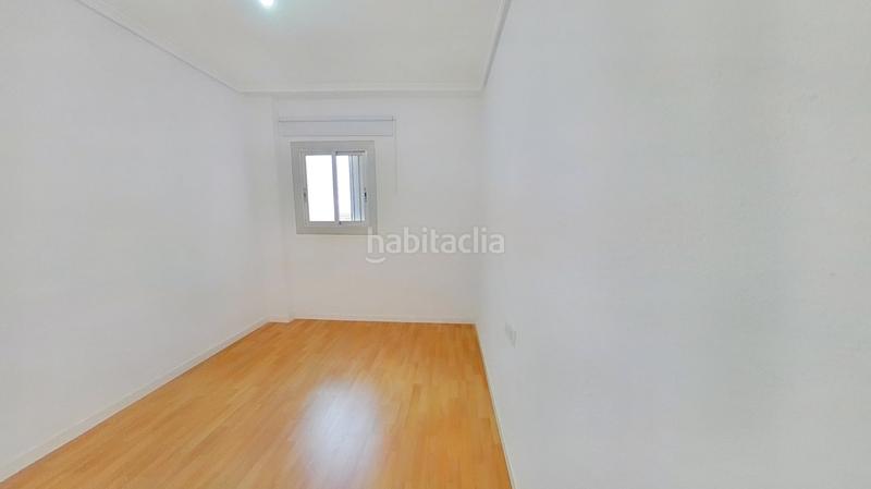 Foto 48883b05-3b21-43a8-8b77-2ce7a3e568e0. Piso en Mont Olivet Valencia