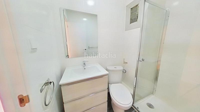 Foto 5c89ec8c-6d0f-48db-bbf9-1fbdd64f444f. Piso en Mont Olivet Valencia