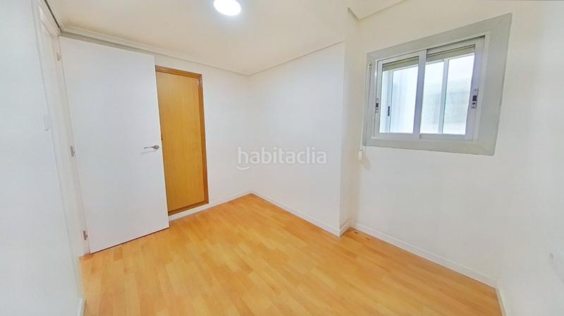 Foto 7a52d4fc-409e-45c5-bccd-7ec7014e6959. Piso en Mont Olivet Valencia