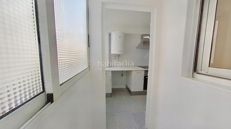 Foto 86eeafc8-f9d2-401f-bfca-5660a2bdf4d7. Piso en Mont Olivet Valencia