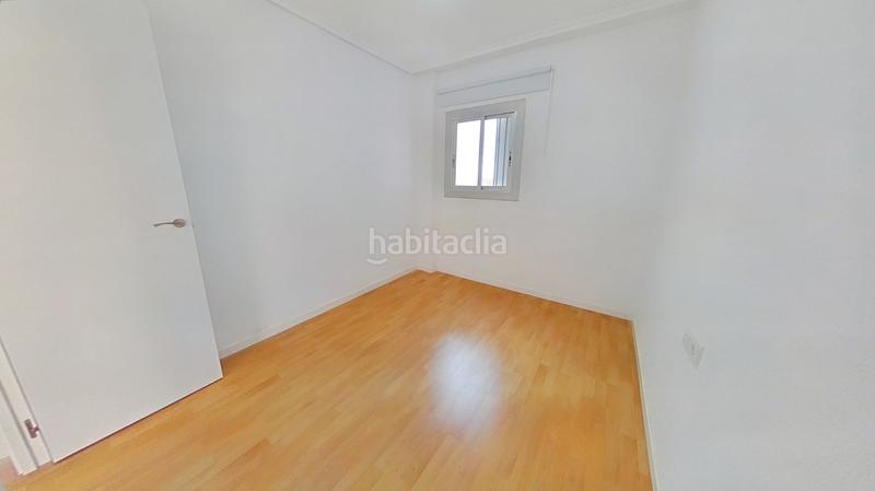 Foto a6bb568c-e832-498e-a080-8a42154376ec. Piso en Mont Olivet Valencia