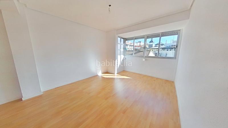 Foto be4f7bc1-87cd-4420-9a98-741a0baf64a8. Piso en Mont Olivet Valencia