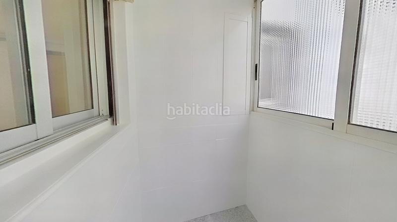 Foto cb70535a-eafb-4cf4-b3f9-438dbb418801. Piso en Mont Olivet Valencia