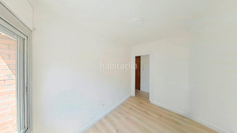 Foto 07b84612-9003-4e5c-93ba-93d2a3aa8aae. Piso en Santa Rosa Santa Coloma de Gramenet