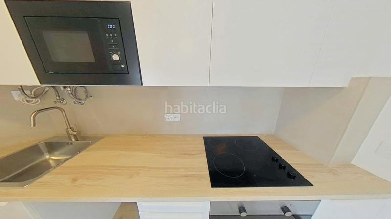 Foto 9c115e80-6ee4-4ee1-9d52-505103d50012. Piso en Santa Rosa Santa Coloma de Gramenet