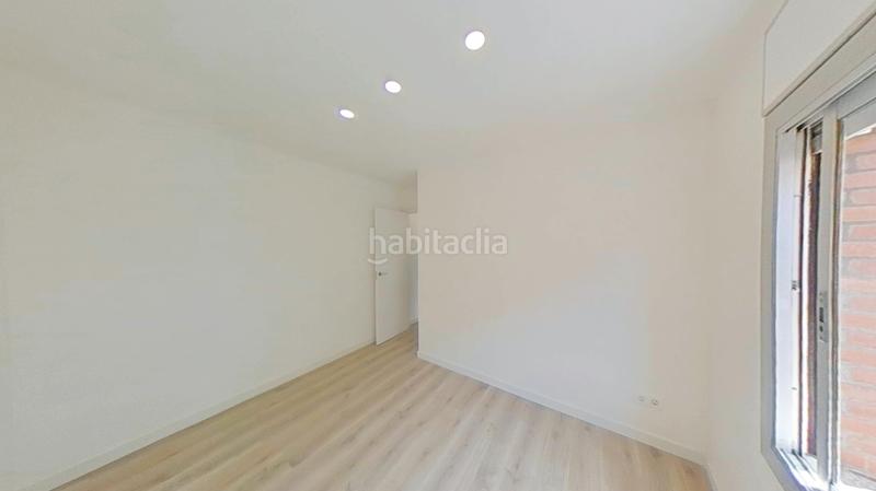 Foto de4a3d73-76a6-4fcf-b96d-d77dd88ab2c1. Piso en Santa Rosa Santa Coloma de Gramenet