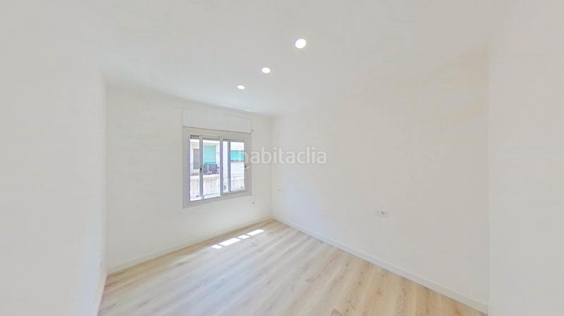 Foto ef429304-cee8-4cb4-a8bd-5cd2de2aad80. Piso en Santa Rosa Santa Coloma de Gramenet