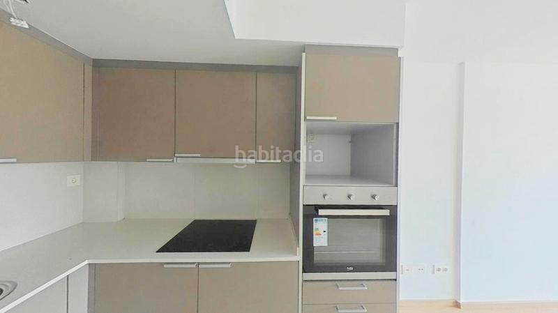 Foto c5d13c43-1545-46e5-a9fa-cf8925f4d500. Pis amb aparcament a La Cogullada Terrassa