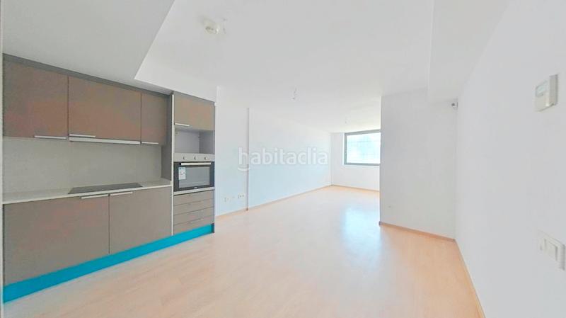 Foto e99253d7-a877-4bfd-8874-527c6b1858c8. Pis amb aparcament a La Cogullada Terrassa